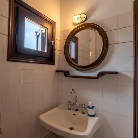 Διαμέρισμα Pelagos Seafront - George Μυρτιές