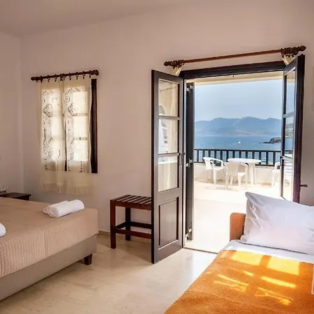 Pelagos Seafront - George