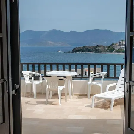 Pelagos Seafront - George *