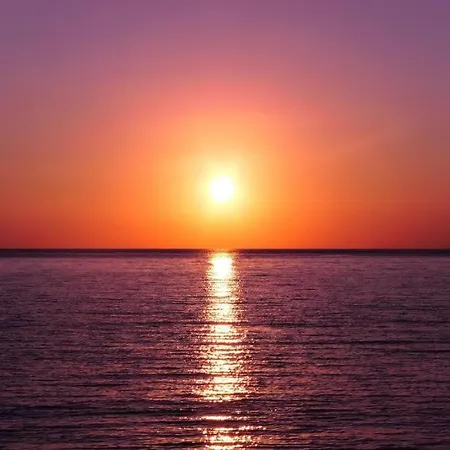 Pelagos Seafront - George