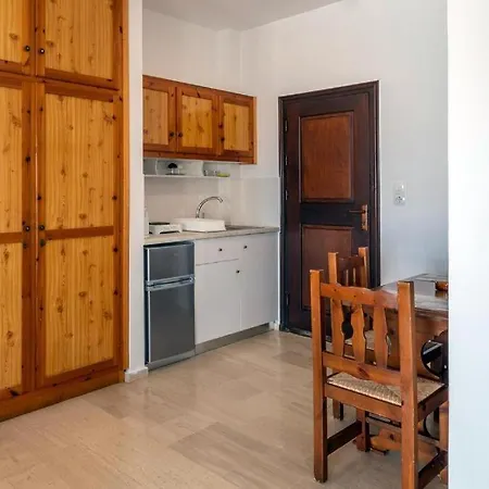 Pelagos Seafront - George Myrties