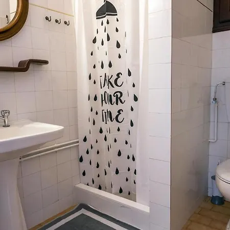 Апартаменты Pelagos Seafront - George