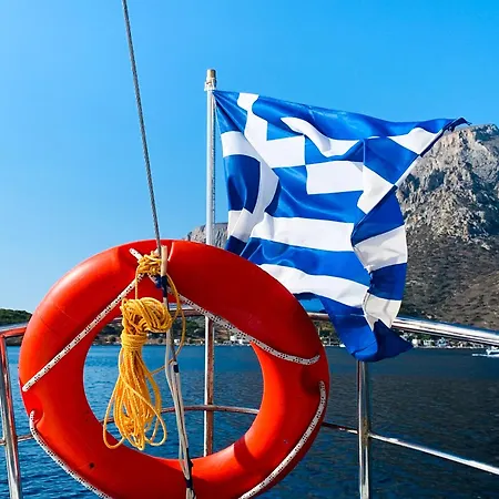 Апартаменты Pelagos Seafront - George *