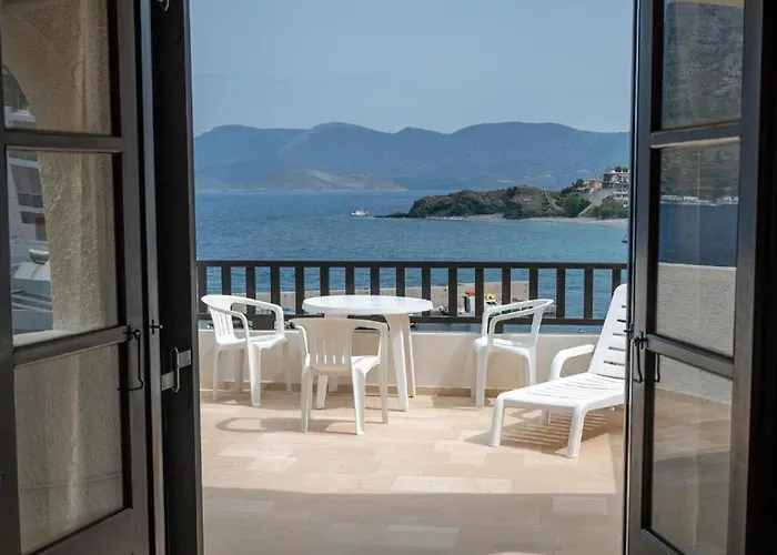 Pelagos Seafront - George *